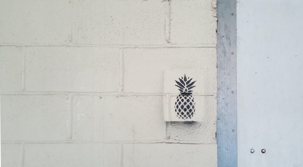 Pineapple graffiti